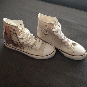 Violin Hi-Tops